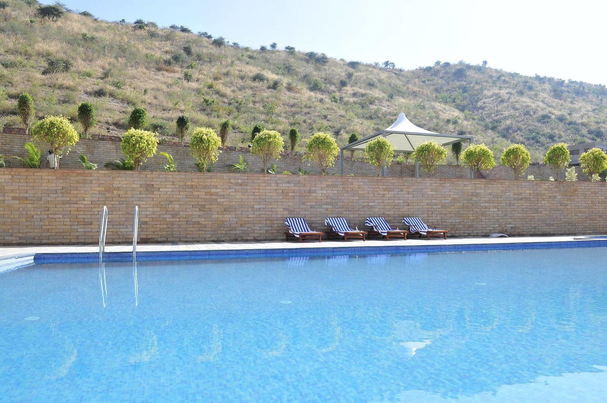 Cambay Resort, Udaipur Exterior photo
